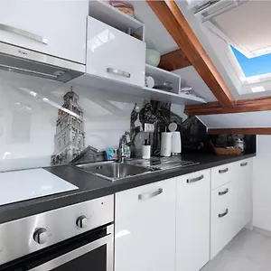 Dante Apartment